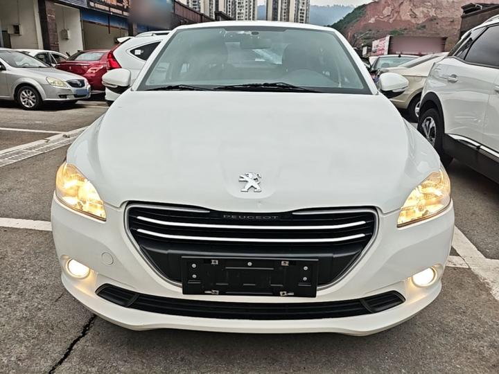 301 2016 1.6L MT photo 2