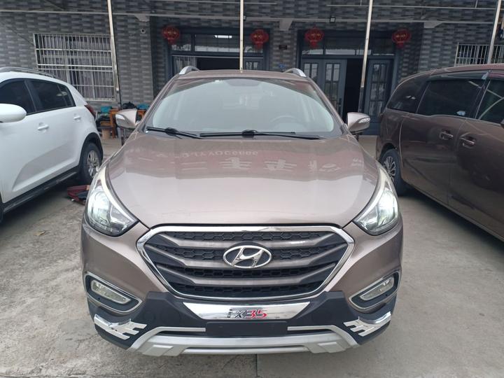 ix35 2015 2.0L AT RWD Smart IV photo 2