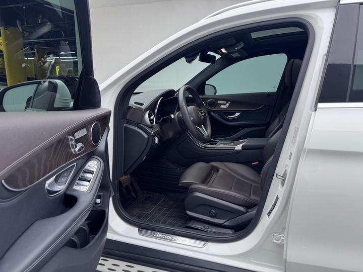 GLC 2020 GLC 260 L 4MATIC Luxury photo 7