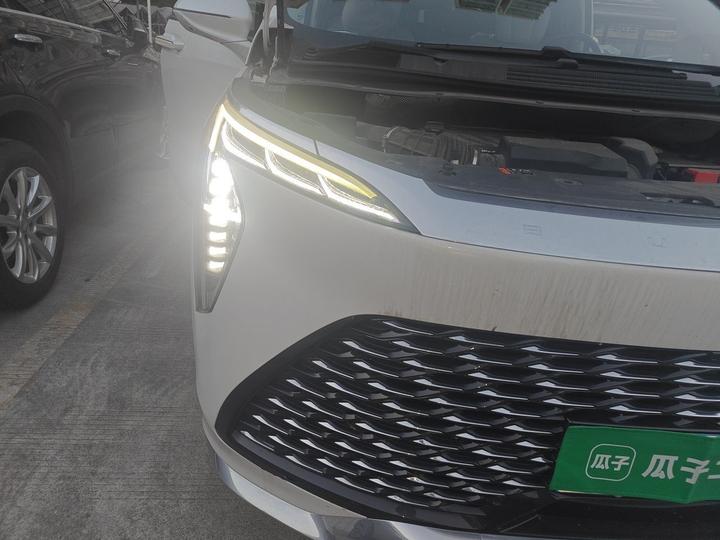 2023 2.0T 6-Seater photo 7