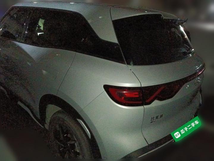 Yuan UP 2025 ADAS 401KM Leading photo 4