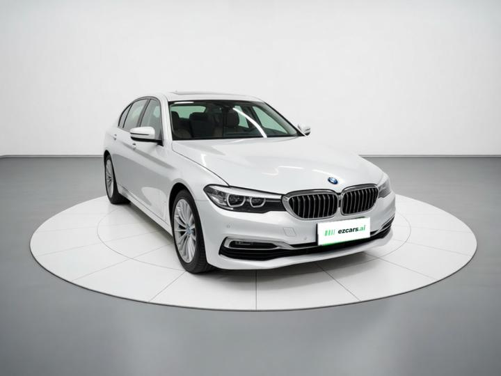 5 Series 2019 530Li Leading Luxury photo 3