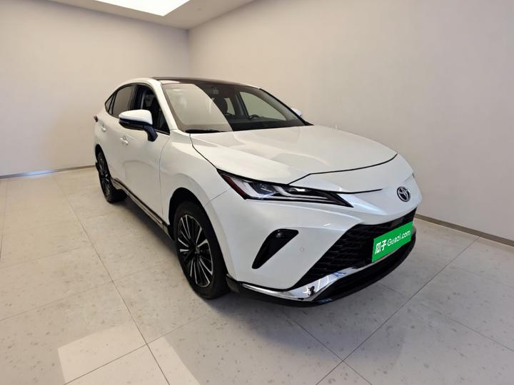 2023 2.0L CVT RWD Premium photo 3
