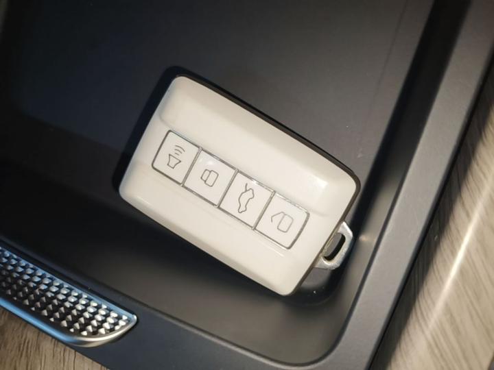 500 EV 2024 Hi4-T photo 8