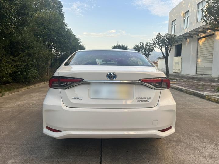 Corolla 2021 Hybrid 1.8L E-CVT Elite photo 4