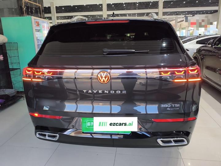 2024 Facelift 380TSI AWD R-Line photo 5