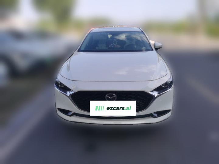 3 Axela 2021 2.0L AT photo 2
