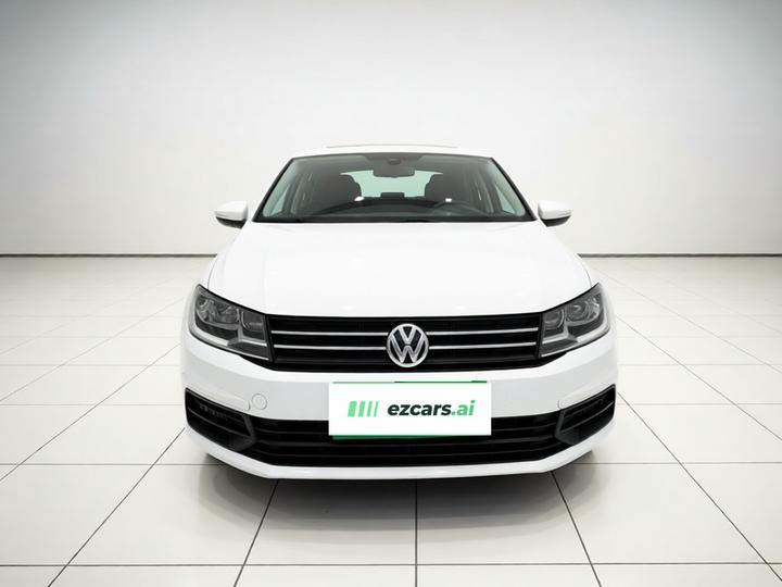Santana 2021 1.5L MT photo 2