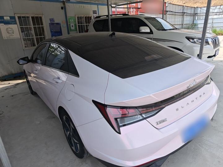 Elantra 2021 1.5L CVT LUX Premium photo 4