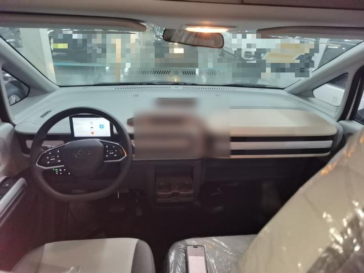 MAXUS V1 2026 V1 50kWh photo 5
