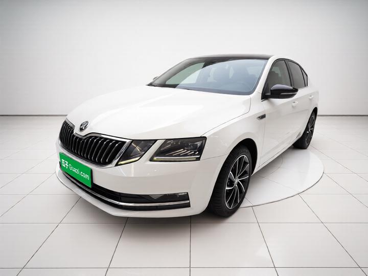 Octavia 2018 TSI280 DSG Luxury