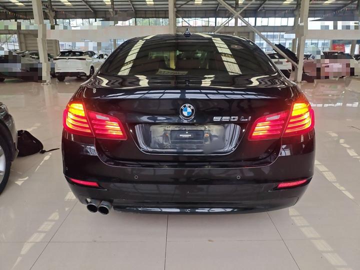 5 Series 2014 520Li photo 4