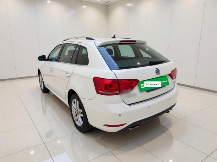 2015 230TSI DSG Comfort photo 4