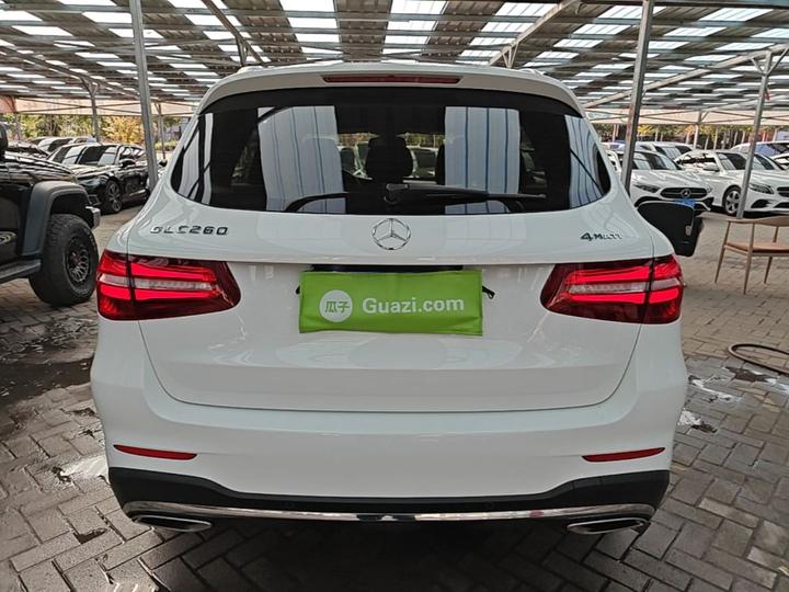 GLC 2017 GLC 260 4MATIC Dynamic photo 3
