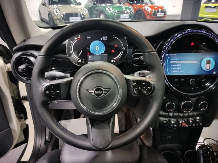 2023 1.5T COOPER photo 6