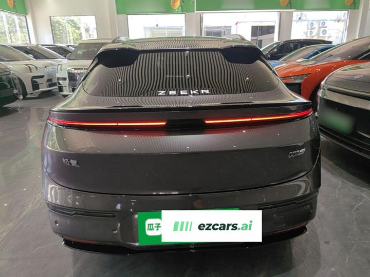 007GT 2026 RWD Max 75kWh photo 5