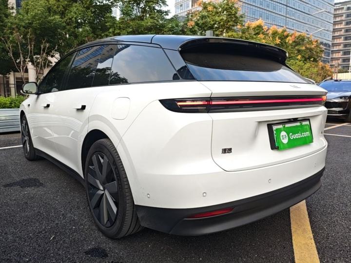 Li Auto i6 2025 AWD Standard photo 4