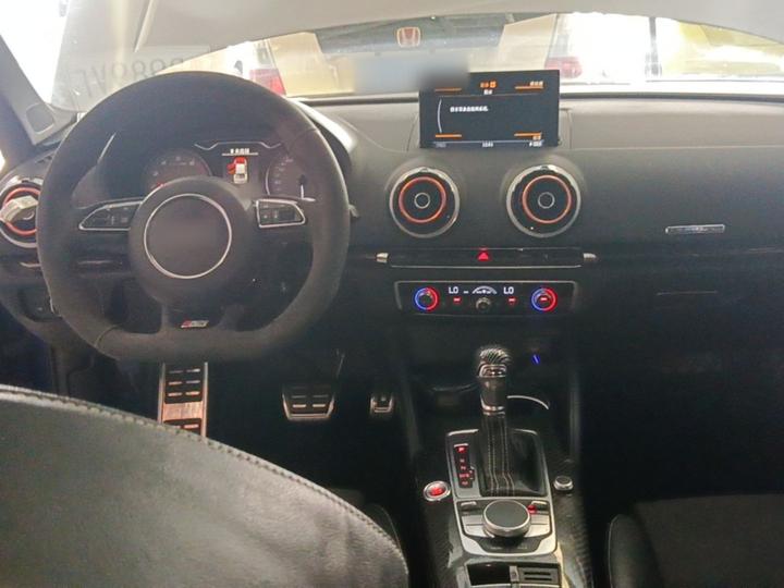 S3 2015 S3 2.0T Limousine photo 2