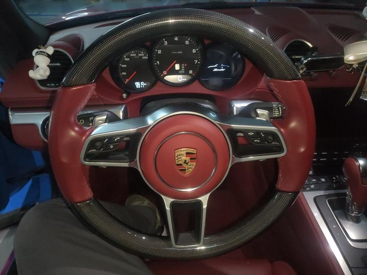 718 2020 Boxster 2.0T photo 8