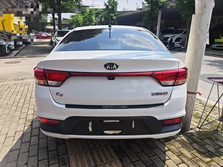 K2 2017 Sedan 1.4L AT GLS photo 3