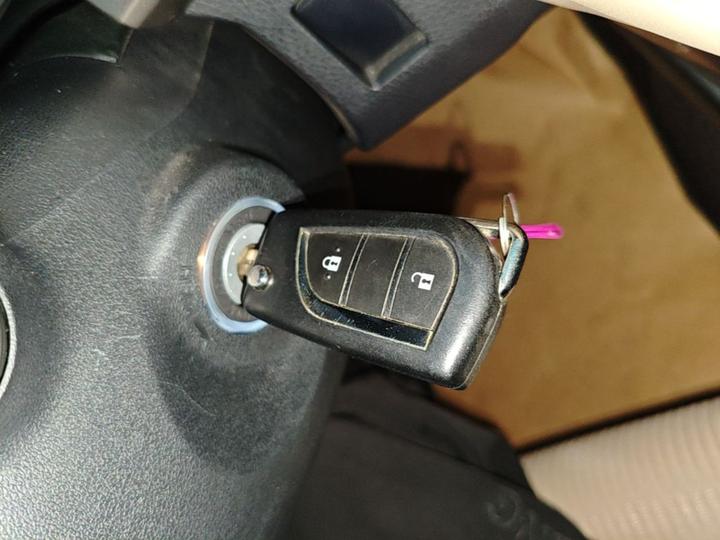 RAV4 2015 2.0L CVT RWD photo 8