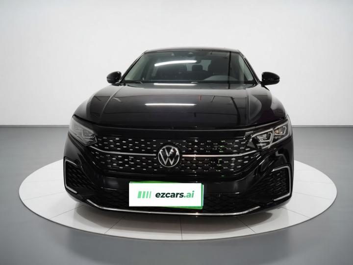 Passat 2023 Facelift 330TSI Luxury photo 2