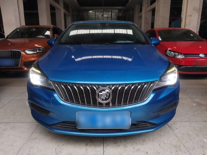 Verano 2016 Hatchback 15S AT Leading photo 2