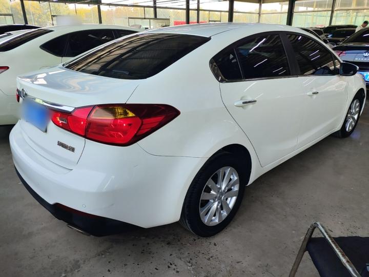 K3 2015 1.6L AT DLX photo 6