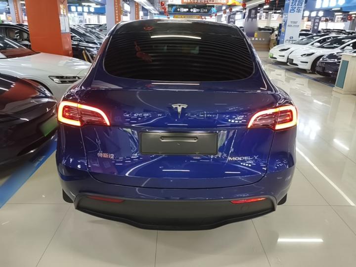 Model Y 2022 RWD photo 3