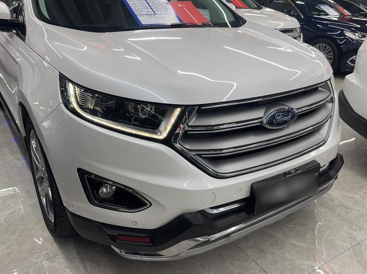 Edge 2016 EcoBoost 245 AWD 7-Seater photo 4