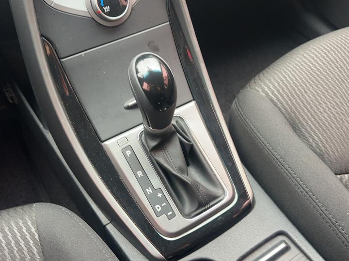 Elantra 2016 1.6L AT Premium photo 5