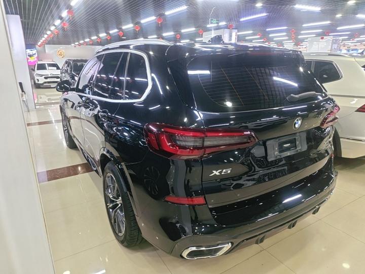X5 Imported 2021 xDrive30i M Sport Package photo 4