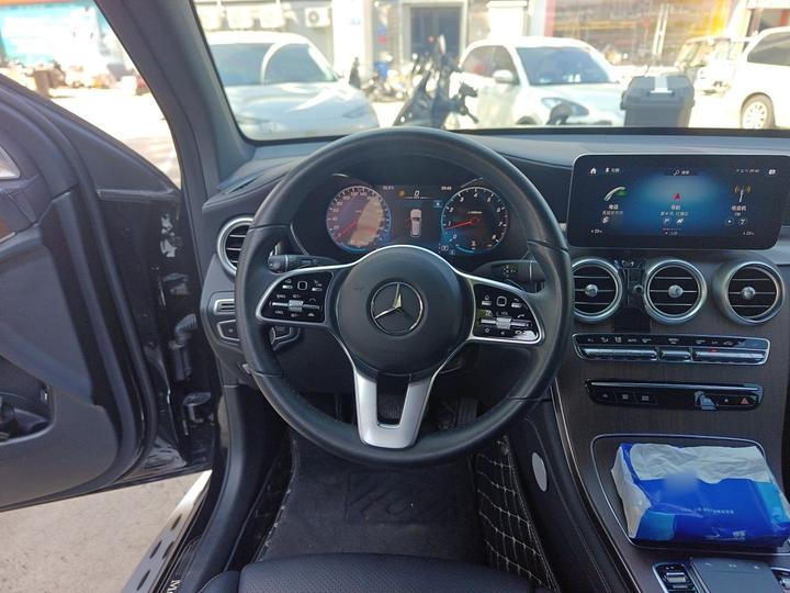 GLC 2020 Facelift GLC 300 L 4MATIC Dynamic photo 3