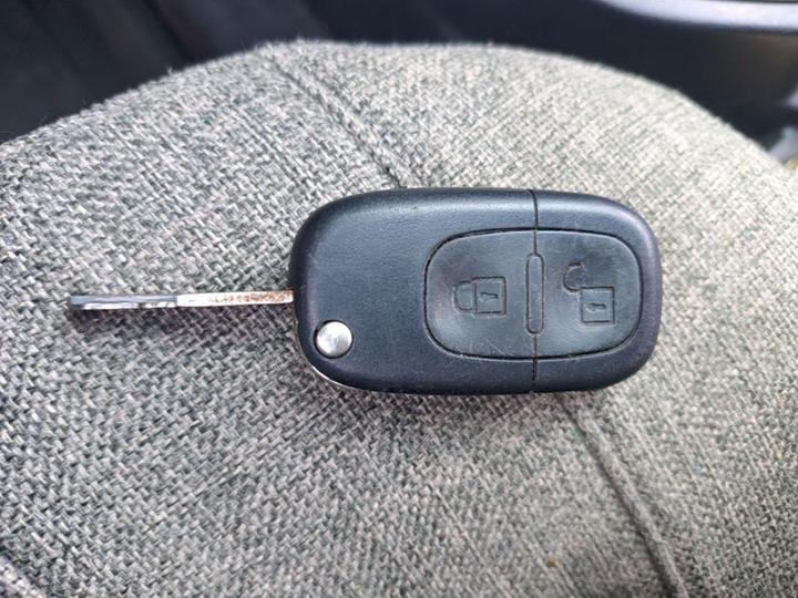 H30 2014 CROSS 1.5L MT photo 8