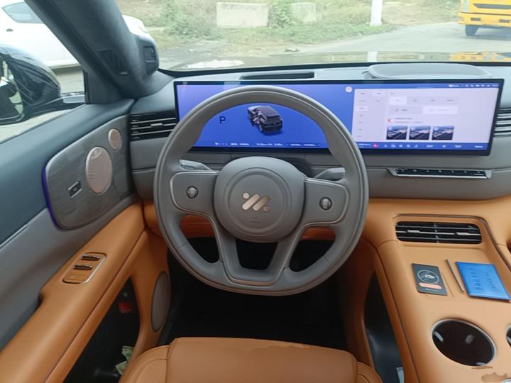 IM Motors LS8 2026 52 Max+ 6-Seater photo 6