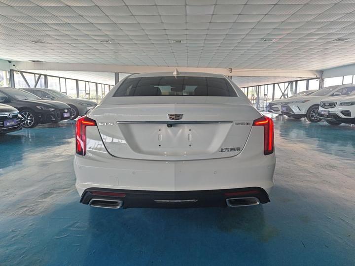 CT5 2022 28T Luxury photo 5