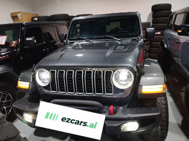 Wrangler 2024 2.0T 4-Door photo 2