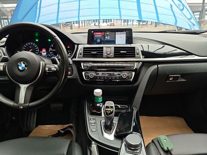 3 Series 2018 320Li Leading M Sport Package photo 8