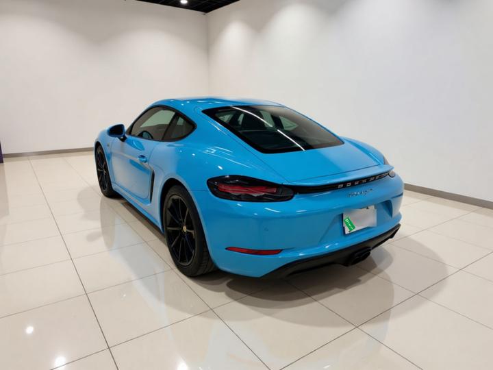 718 2018 Cayman 2.0T photo 4