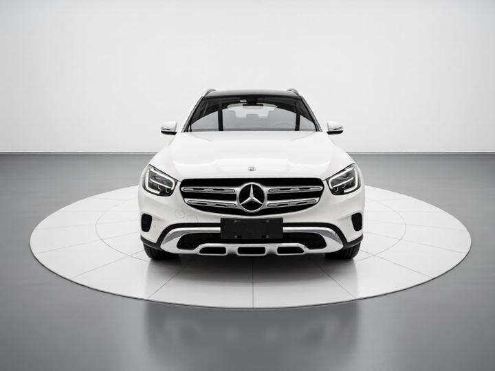 GLC 2021 GLC 260 L 4MATIC Dynamic photo 2