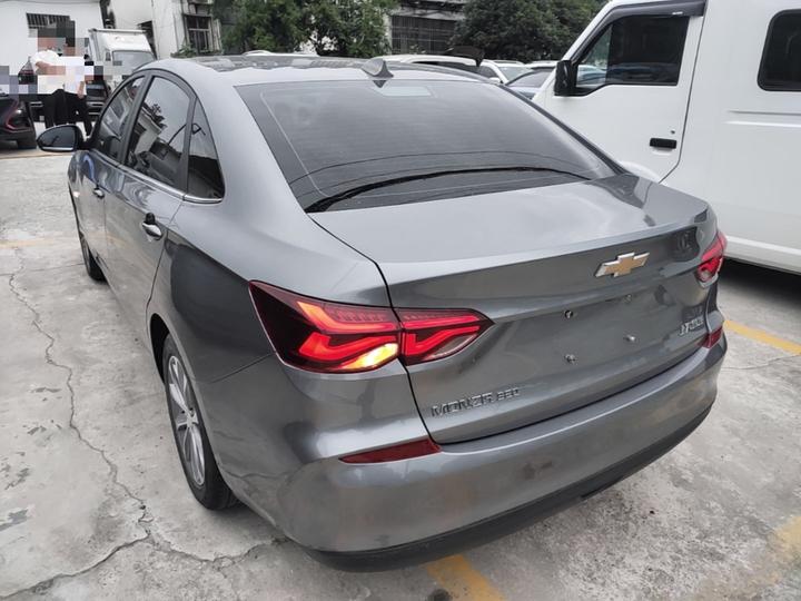 Cruze 2021 320 AT photo 4
