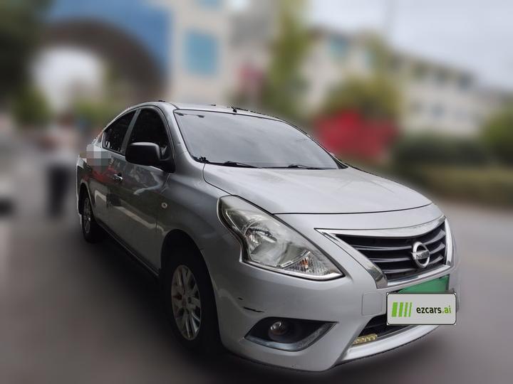 2015 1.5XE MT Comfort photo 3
