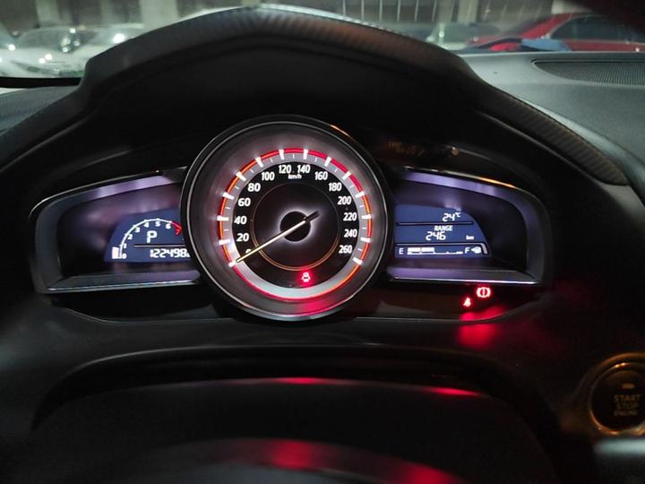 3 Axela 2014 Sedan 1.5L AT Luxury photo 7