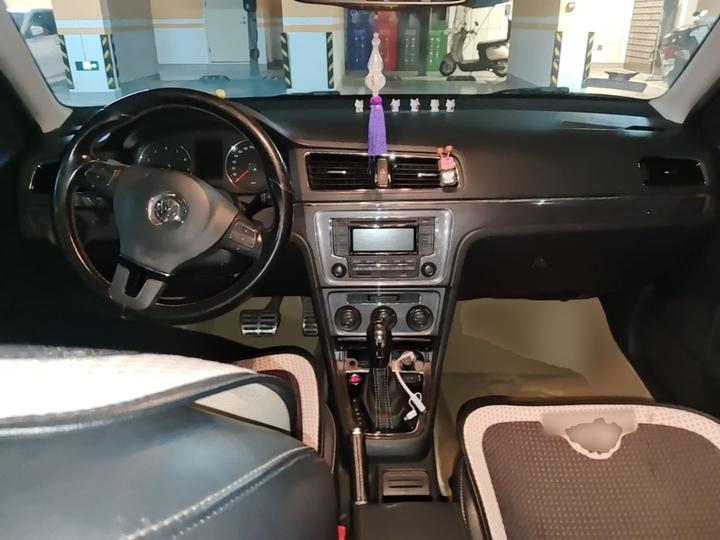 2014 1.6L AT photo 5
