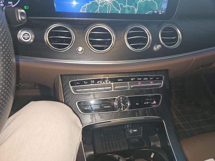 E-Class 2018 E 200 L Sport photo 8