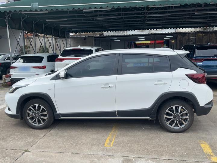 YARiS L 2022 X 1.5L CVT Luxury PLUS photo 4