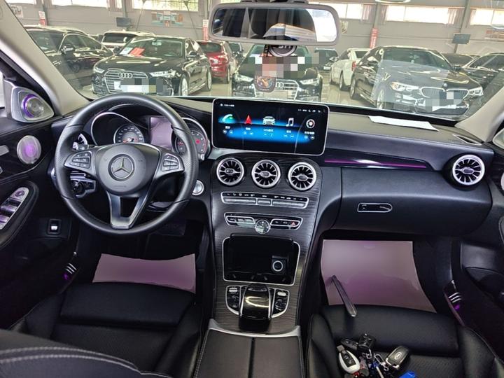 C-Class 2015 Facelift C 200 L Sport photo 5