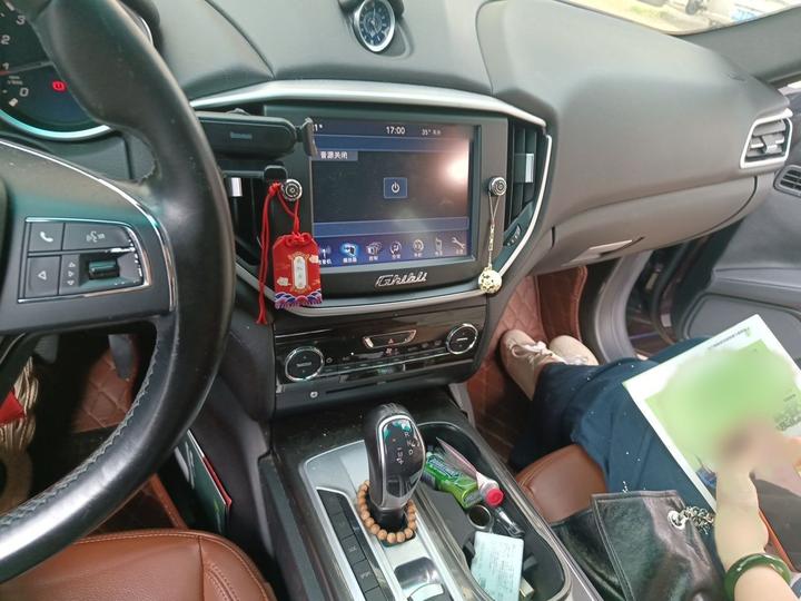 Ghibli 2014 3.0T Standard photo 5