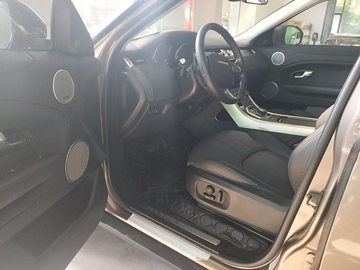 Range Rover Evoque 2018 240PS SE photo 2