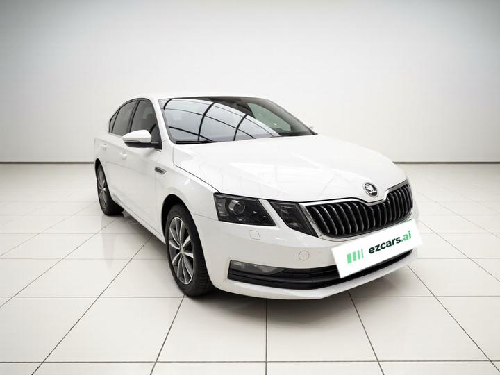 Octavia 2019 1.5L AT Comfort China VI photo 3